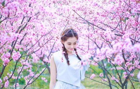 怀孕初期被开车被追尾（怀孕初期被追尾需要检查吗）